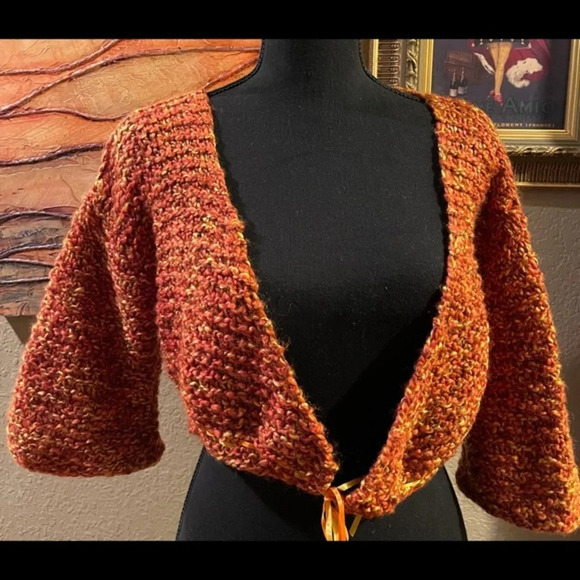 Autumn 🍂 Hand knitted Crop Sweater - Picture 1 of 8